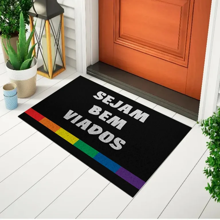 Capacho Frase – Sejam Bem Viados Fundo Preto