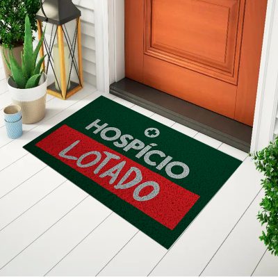 20CA010189 - Tapete De Porta Capacho Divertido Hospício Lotado - Mockup